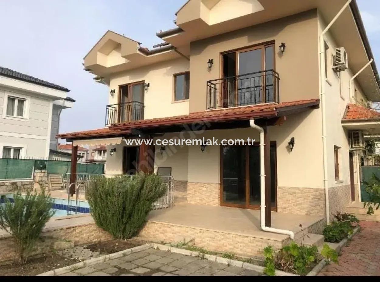 Cesur Emlak'dan 3 1 Villa Mit Pool Zum Verkauf Ref.code:6683