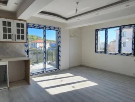 1 1 Wohnung In Altıntaş Mevkiin De Havuzlu Sitesi Sisinin Von Cesur Real Estate