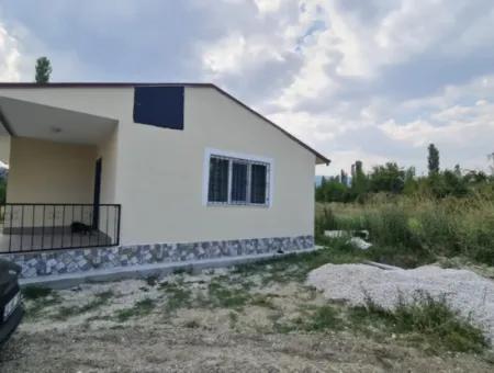 Detached House In 1137M2 Land In Burdur Gölhisar Ref.code:bda178