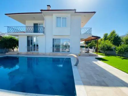 Detached 4 1 Villa With Pool In Karaçalı Ref.code:3690