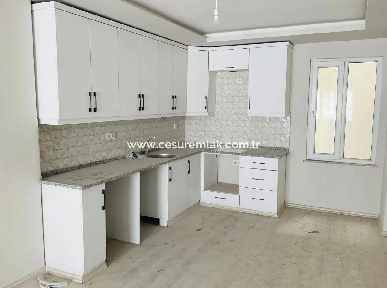 Acil Pazaryerinde Satılık 2+1 Sıfır Daire Ref.kodu:7014