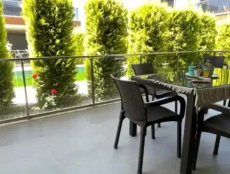 Karaçalıda Havuzlu 4+1 Şömineli Satılık Villa Ref.kodu:6490