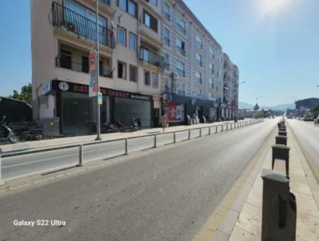 Atatürk Caddesinde 120M2 Satılık Dükkan Ref.kodu:6970