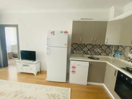 Havuzlu Site İçerisinde Kiralık Eşyalı 1+1 Daire Refkodu:6823