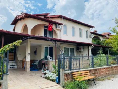 Site İçerisinde 3+1 Müstakil Girişli Villa Ref.kodu:7003