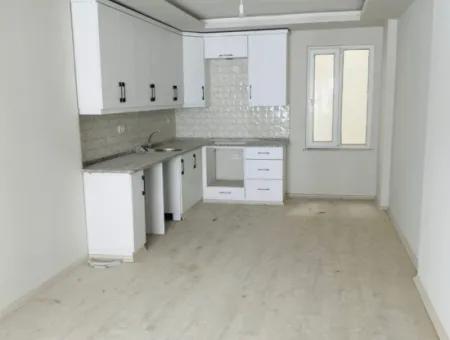 Acil Pazaryerinde Satılık 2+1 Sıfır Daire Ref.kodu:7014