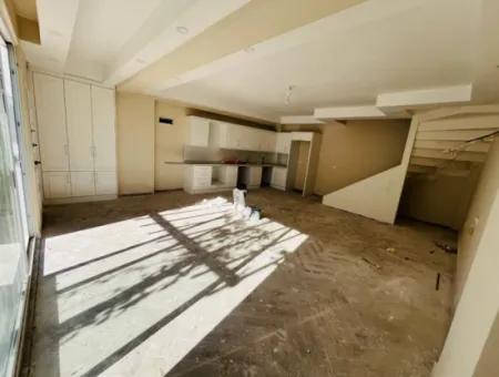 Panoramik Manzaralı 3+1 Triplex Villa Ref.kodu:sad6789