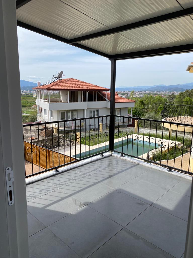 Cesur Emlak'tan Kiralık Eşyalı 3+1 Müstakil Villa