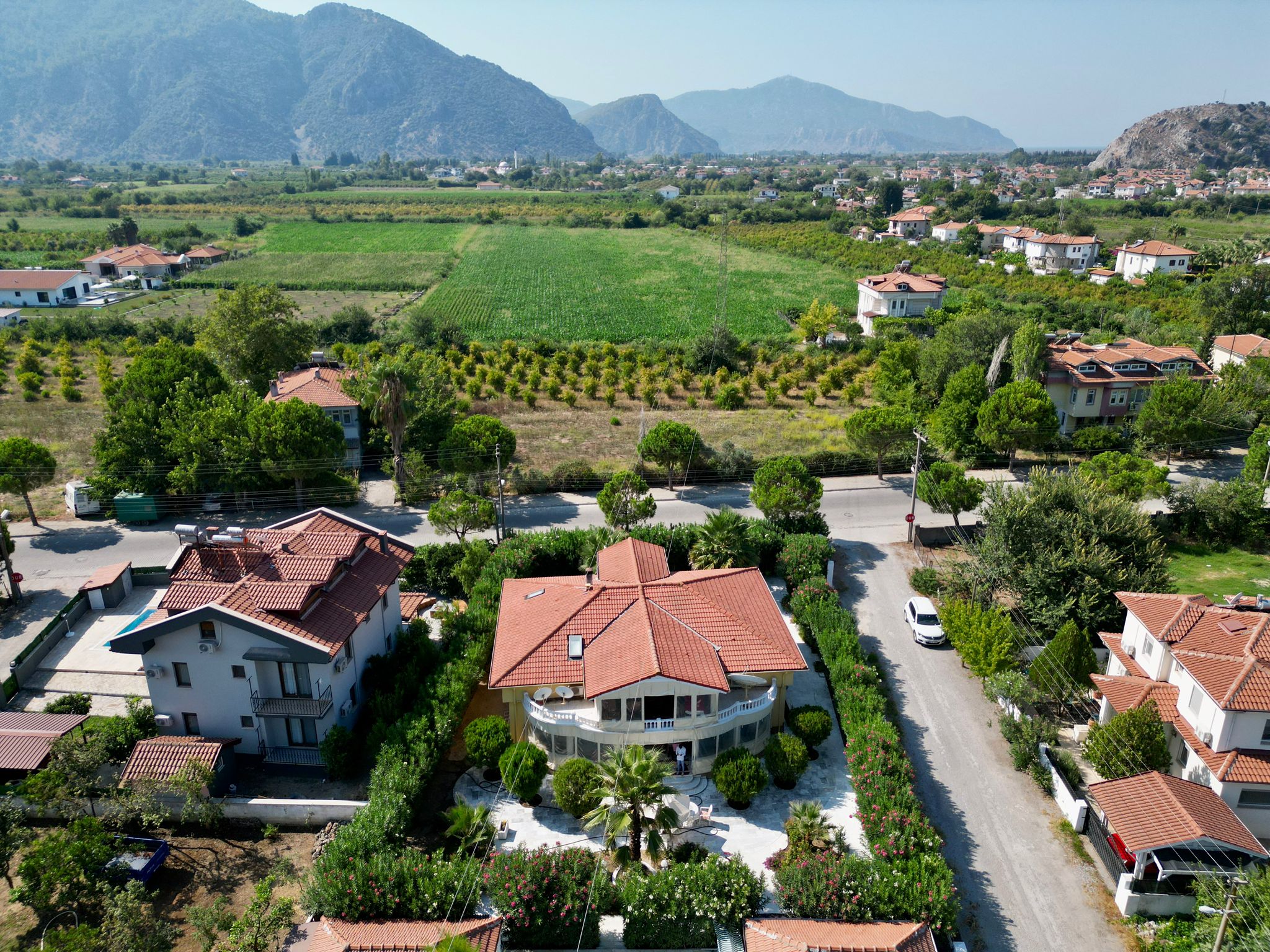 Cesur Emlak'tan Dalyan da Satılık Havuzlu Müstakil Villa