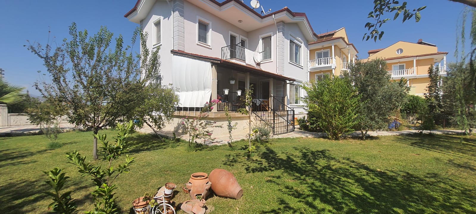 778m2 Arsa İçinde Satılık Dubleks Villa Ref.Kod:4738