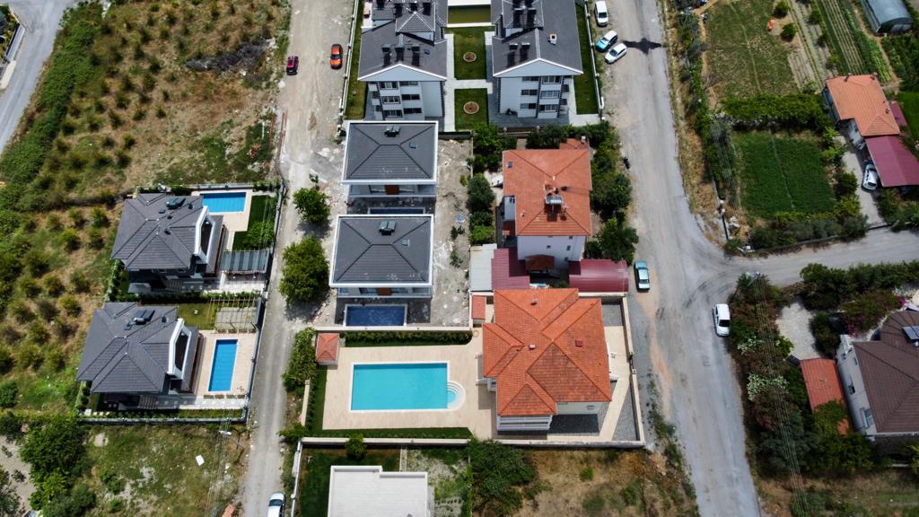 Müstakil Havuzlu EŞYALI 4+1 Satılık Villa Ref.Kodu:6582