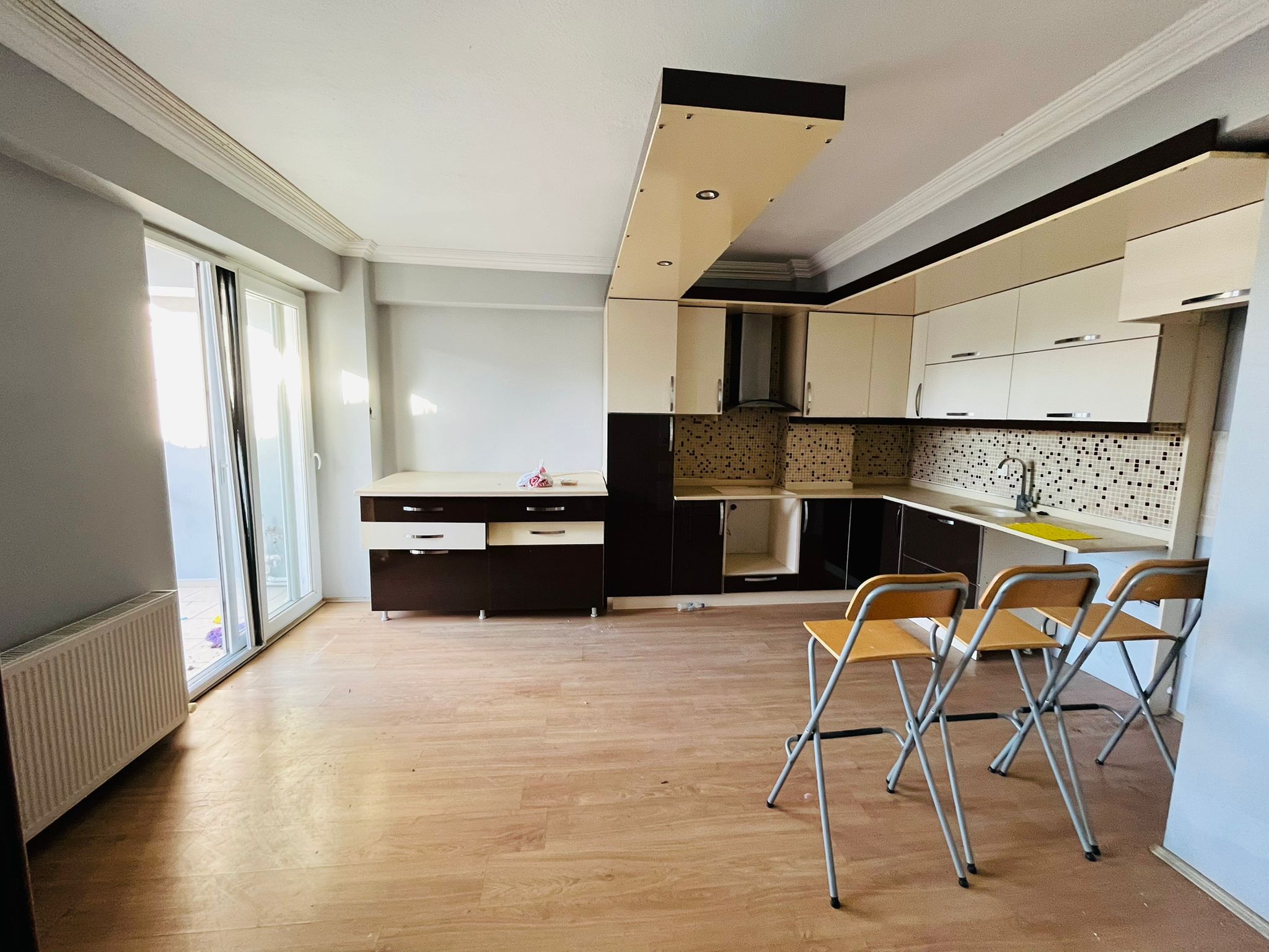 Merkez'de Kiralık Kapalı Mutfak 4+1 Daire Ref.Kodu:7107