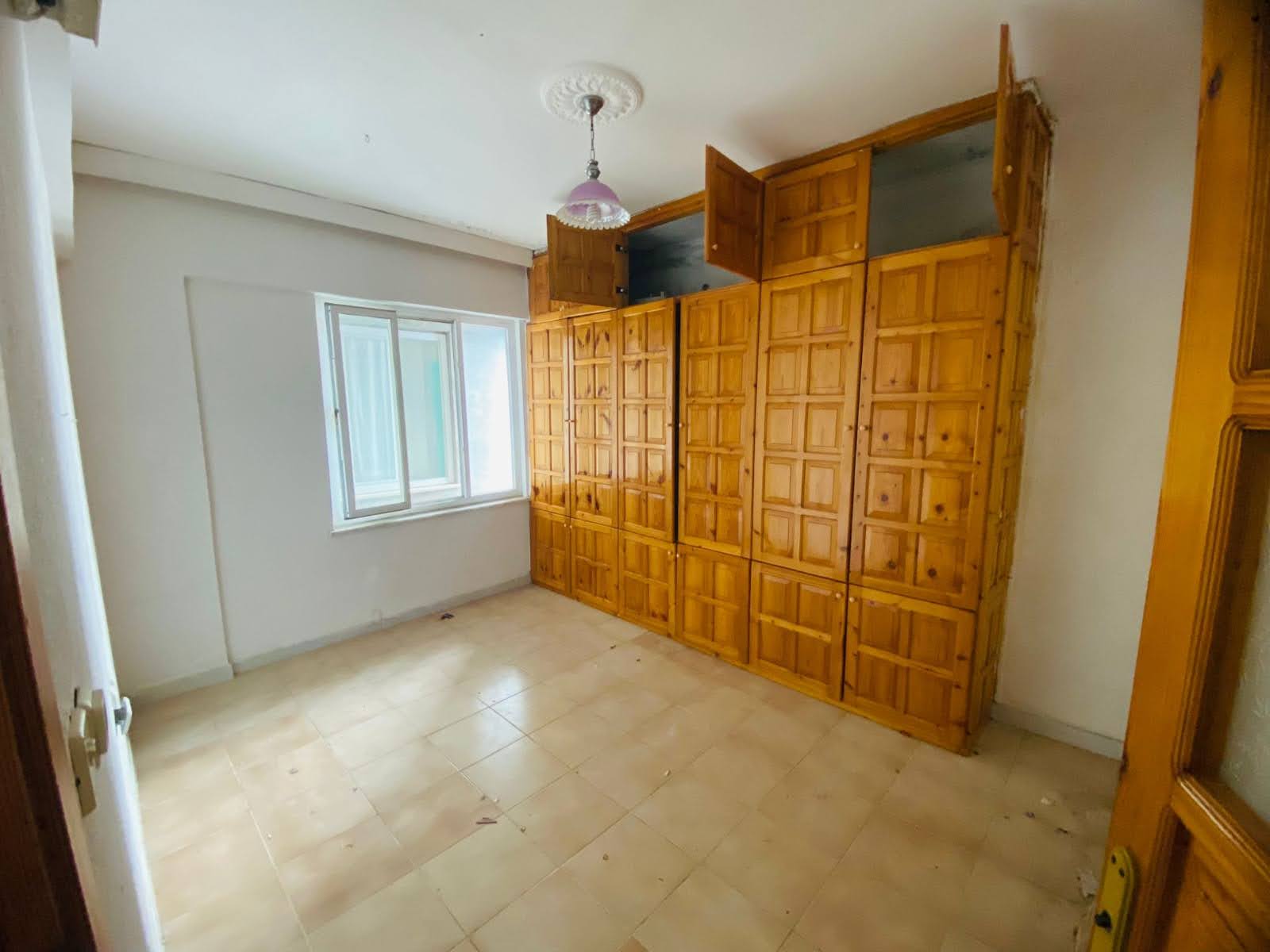 ACİL !! MERKEZ'DE SATILIK 3+1 KAPALI MUTFAK DAİRE Ref.Kodu:6980