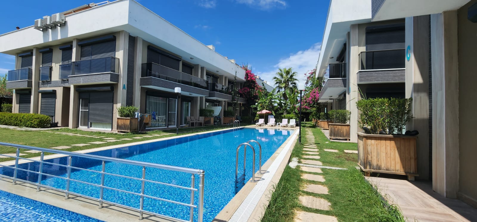 Dalaman'da Havuzlu Satılık Triplex Villa Ref.Kodu:6122