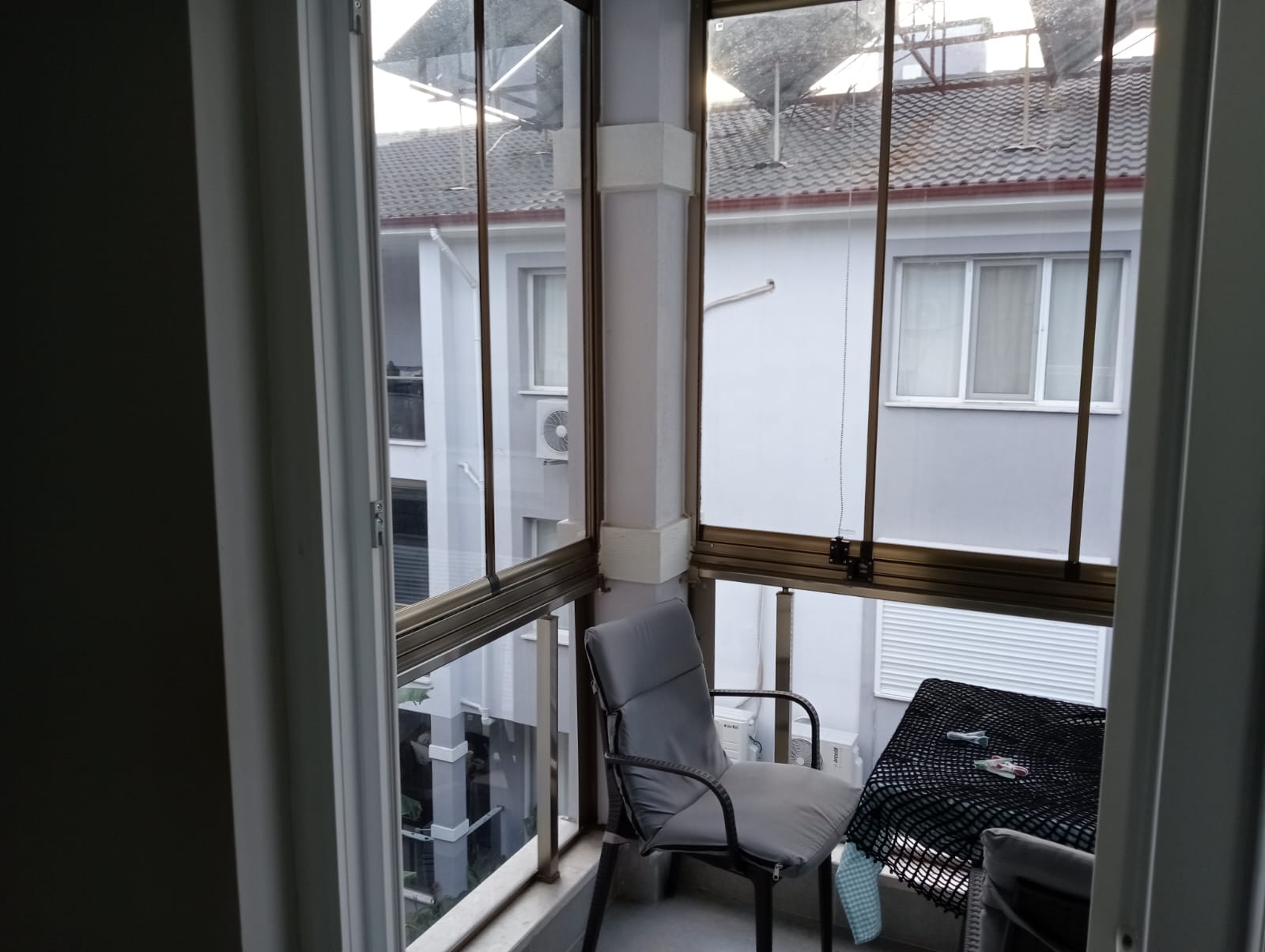 Cesur Emlak'tan Havuzlu Site de Satılık Eşyalı 1+1 65m2 Daire