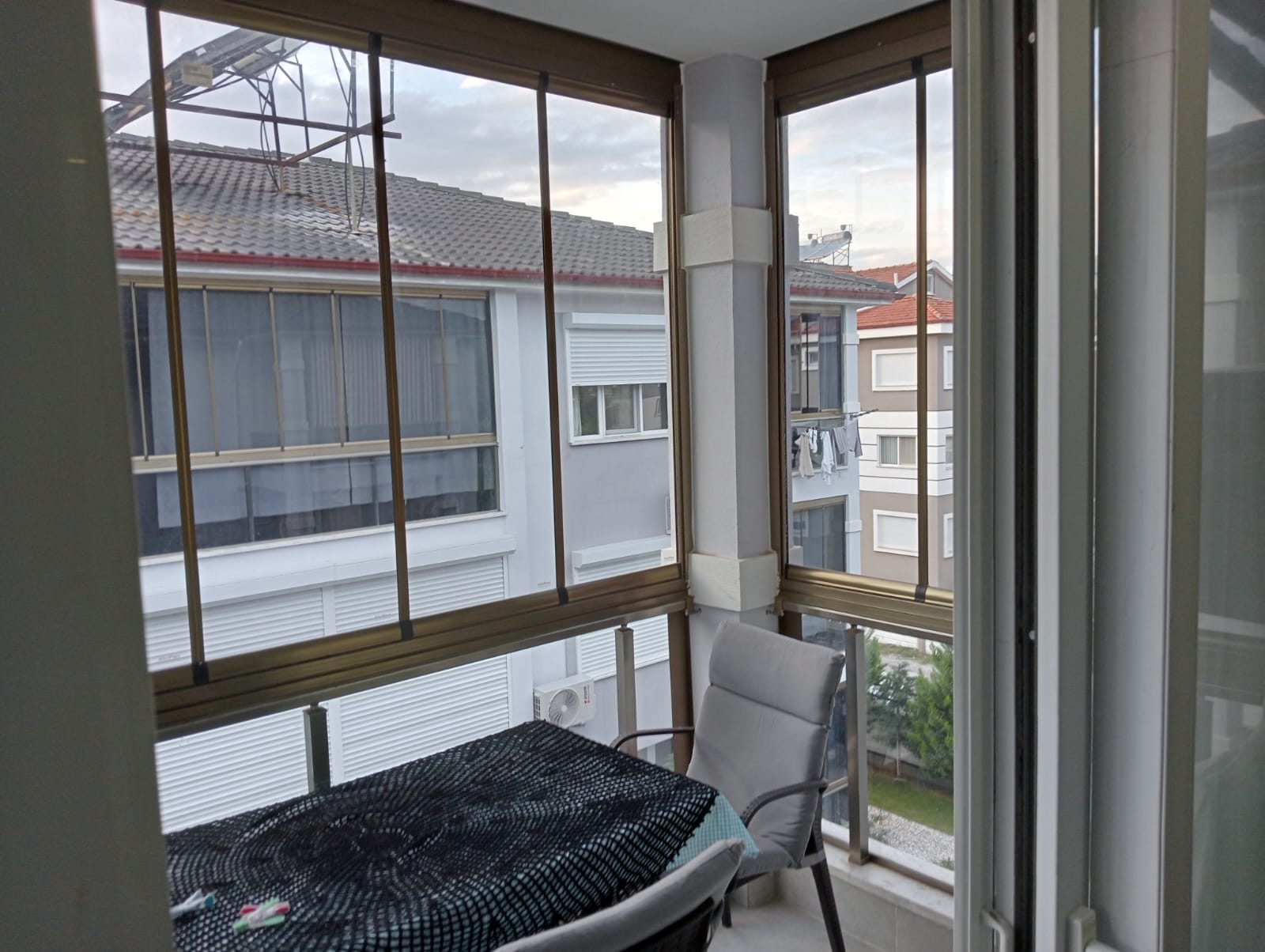 Cesur Emlak'tan Havuzlu Site de Satılık Eşyalı 1+1 65m2 Daire
