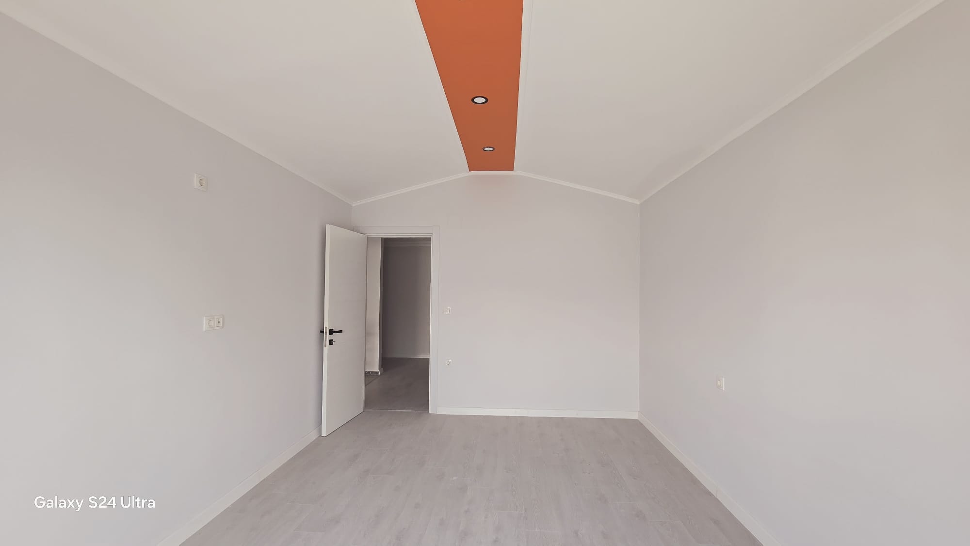 Cesur Emlak'tan Merkez de Asansörlü 3+1 Çatı Dublex Daire