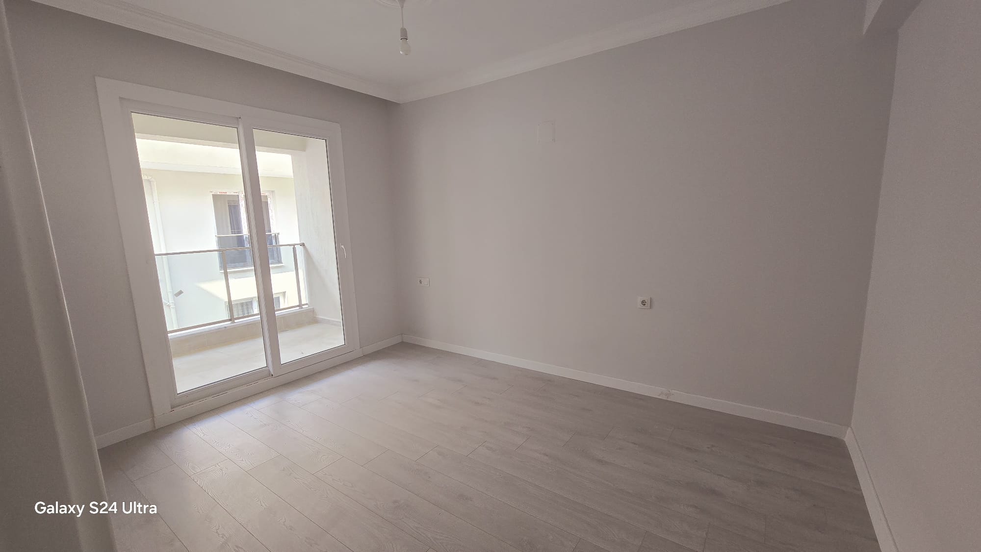 Cesur Emlak'tan Merkez de Asansörlü 3+1 Çatı Dublex Daire