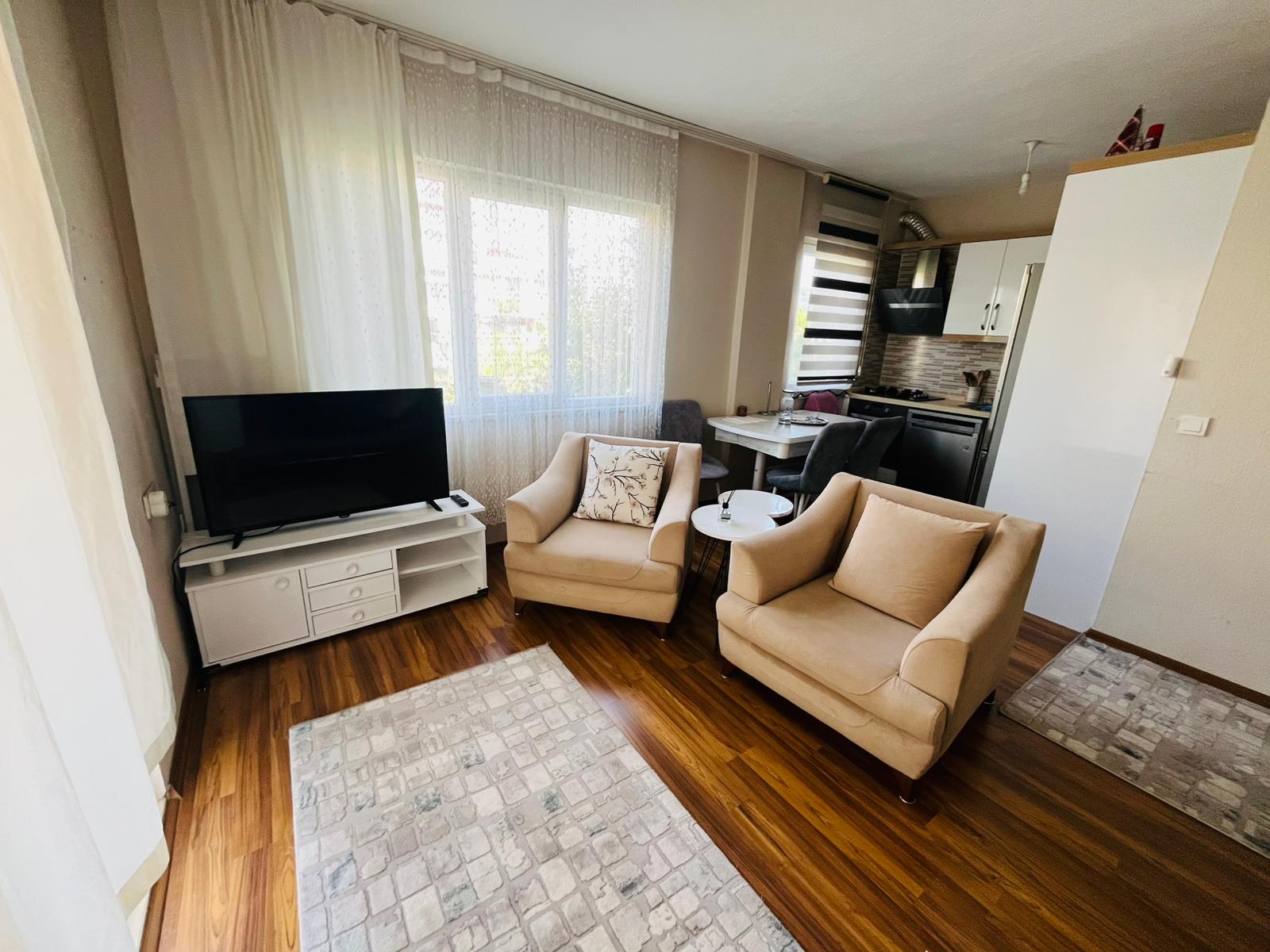 PAZARYERİNDE KİRALIK EŞYALI DAİRE REFKODU:7222
