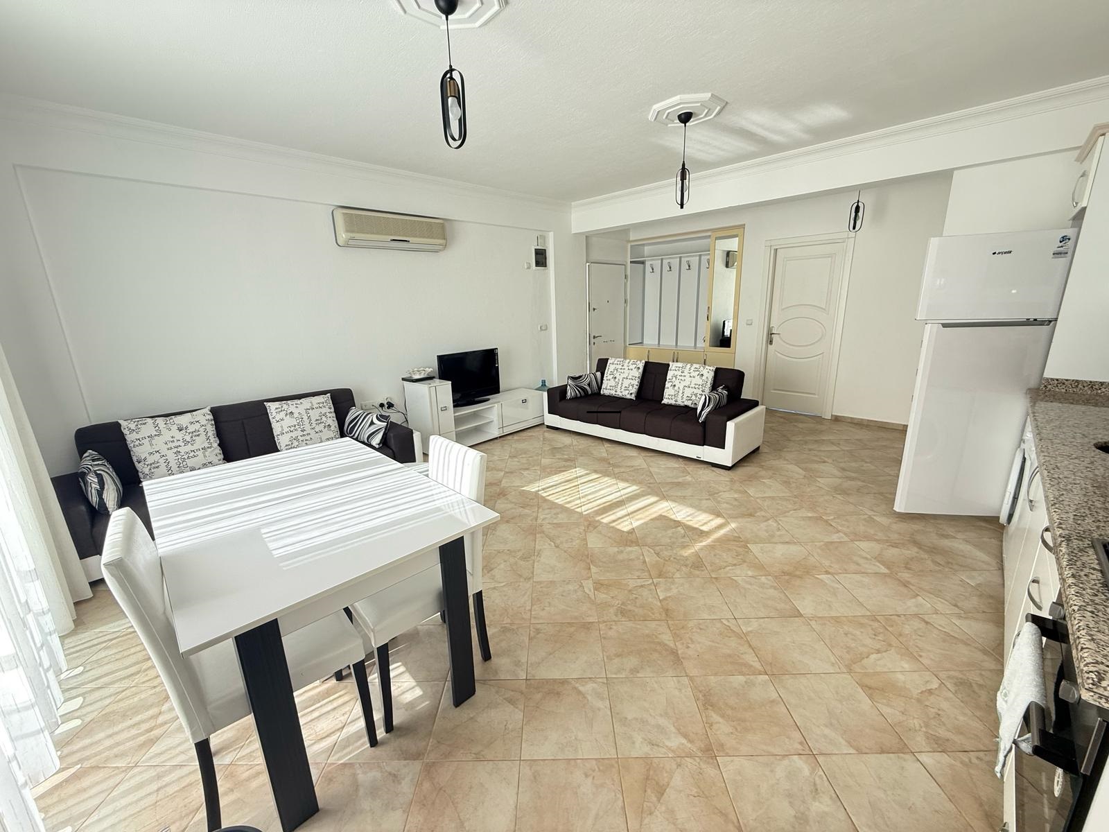 Havuzlu Site İçerisinde Eşyalı 3+1 Geniş Daire RefKodu: 7074