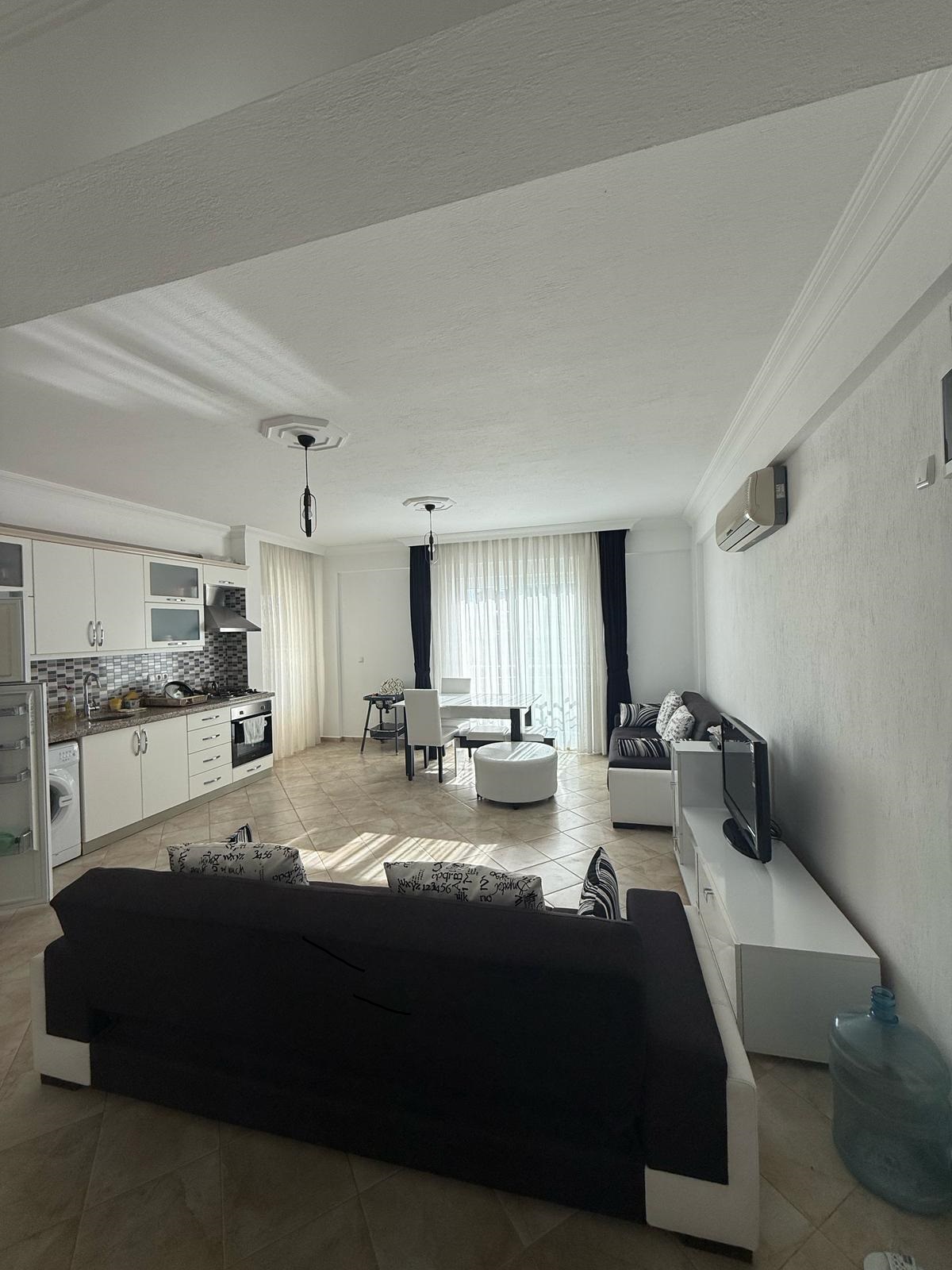 Havuzlu Site İçerisinde Eşyalı 3+1 Geniş Daire RefKodu: 7074