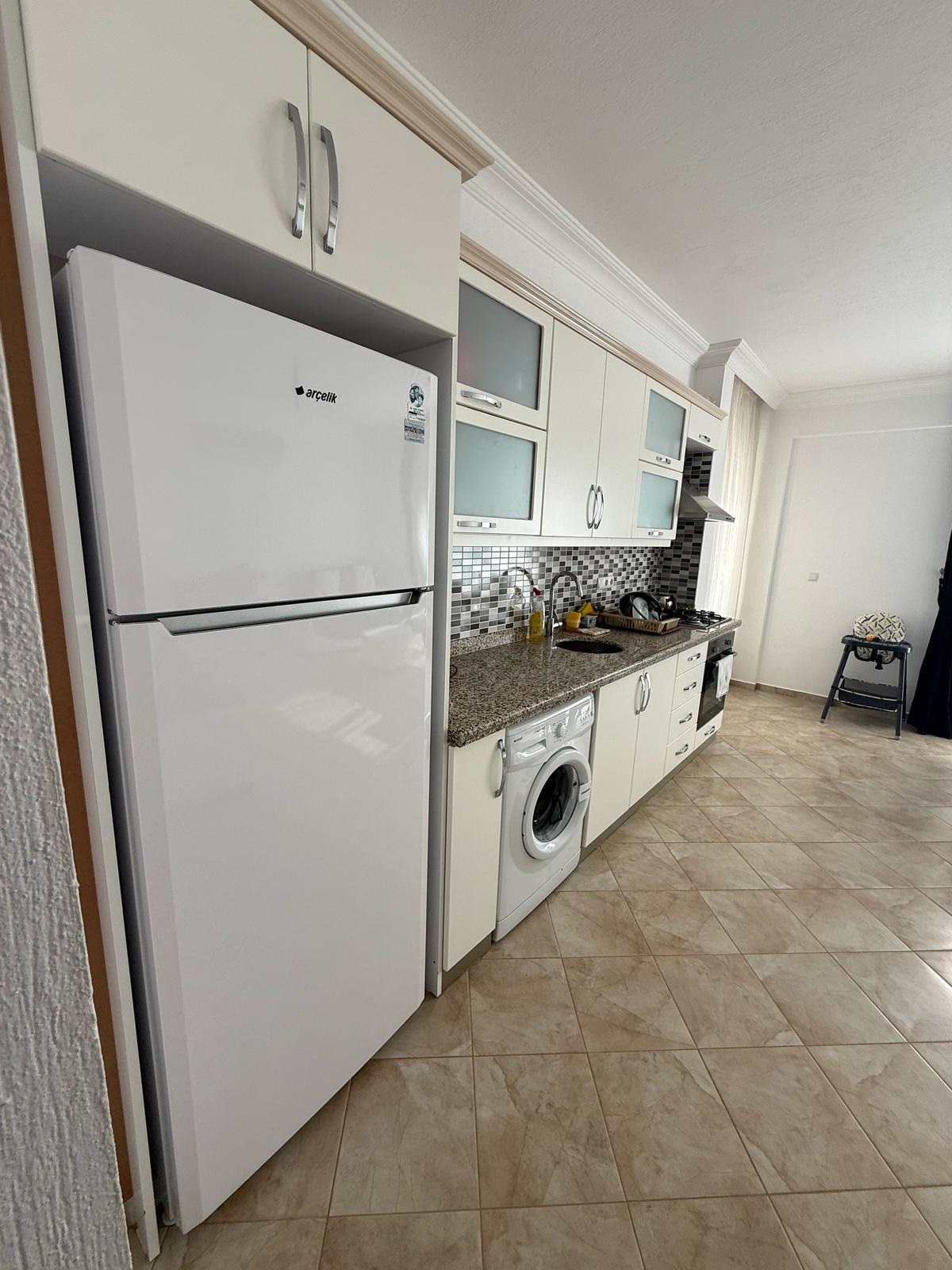 Havuzlu Site İçerisinde Eşyalı 3+1 Geniş Daire RefKodu: 7074