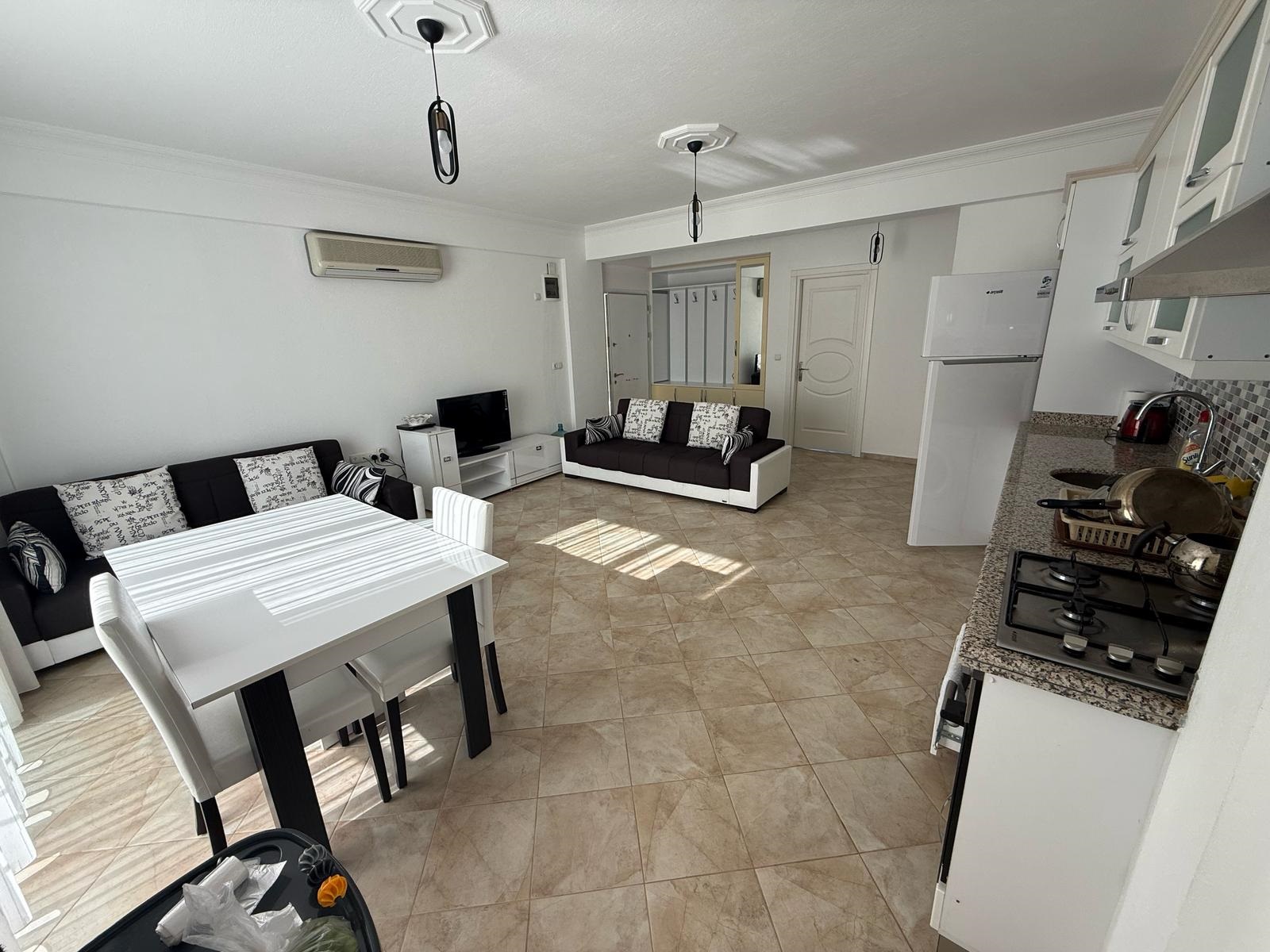 Havuzlu Site İçerisinde Eşyalı 3+1 Geniş Daire RefKodu: 7074
