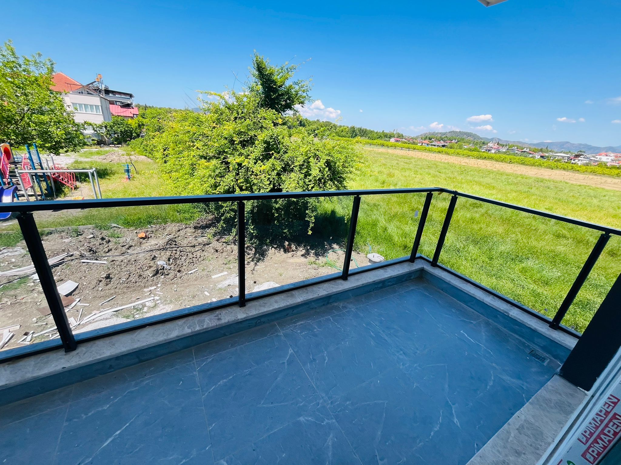 Cesur Emlak'tan Havuzlu Satılık Sıfır 1+1 Daire Ref.Kodu:7152