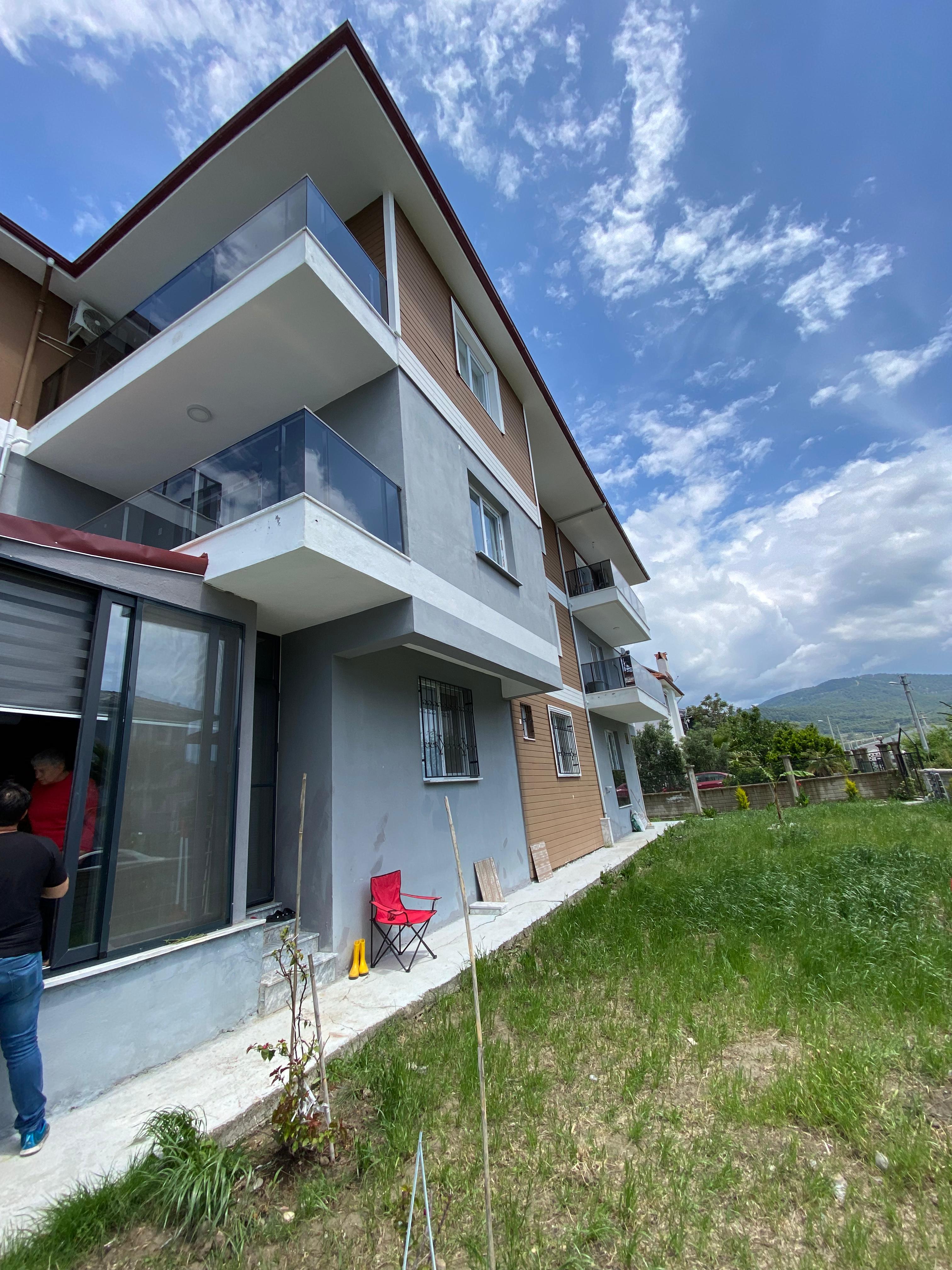 Havuzlu Satılık 1+1 Giriş Katta Daire Ref.Kodu:7234