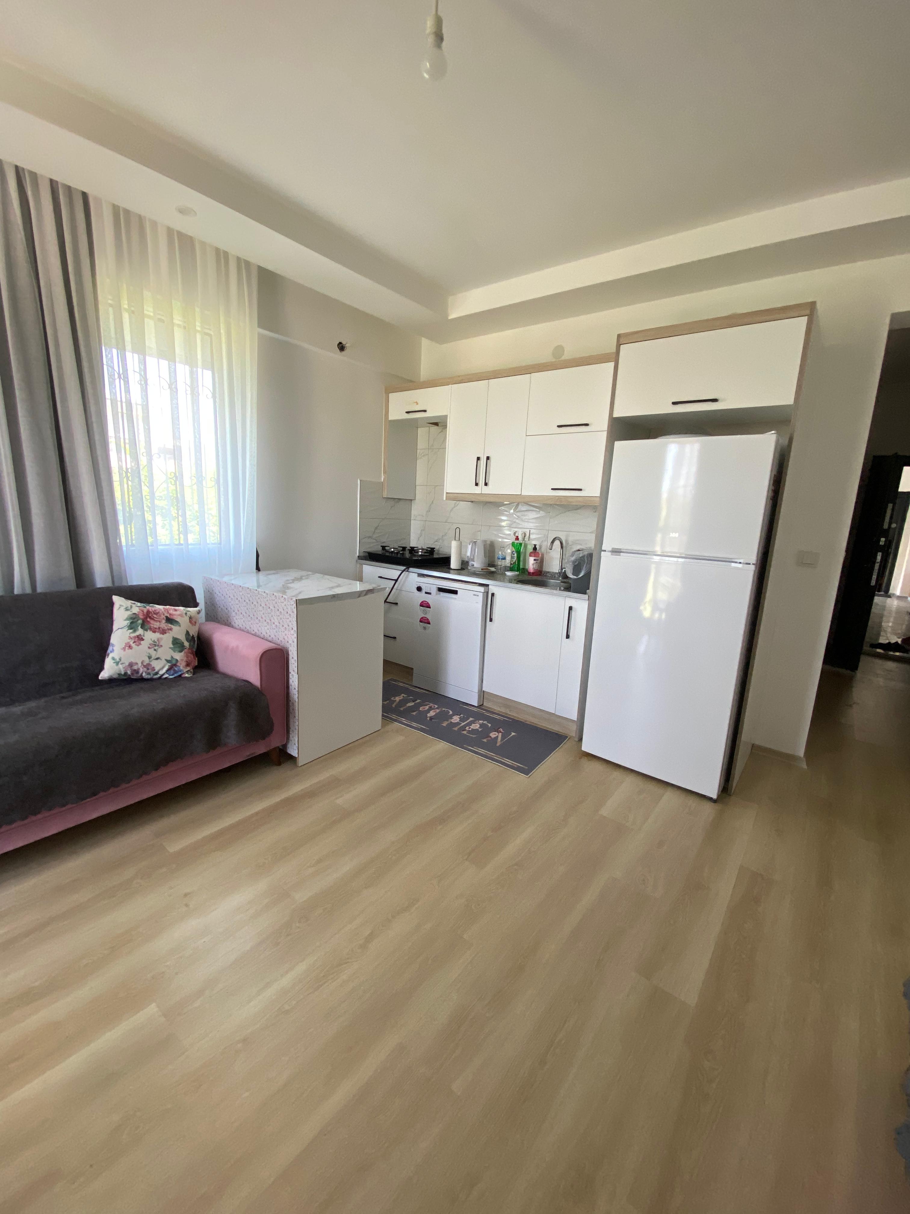 Havuzlu Satılık 1+1 Giriş Katta Daire Ref.Kodu:7234