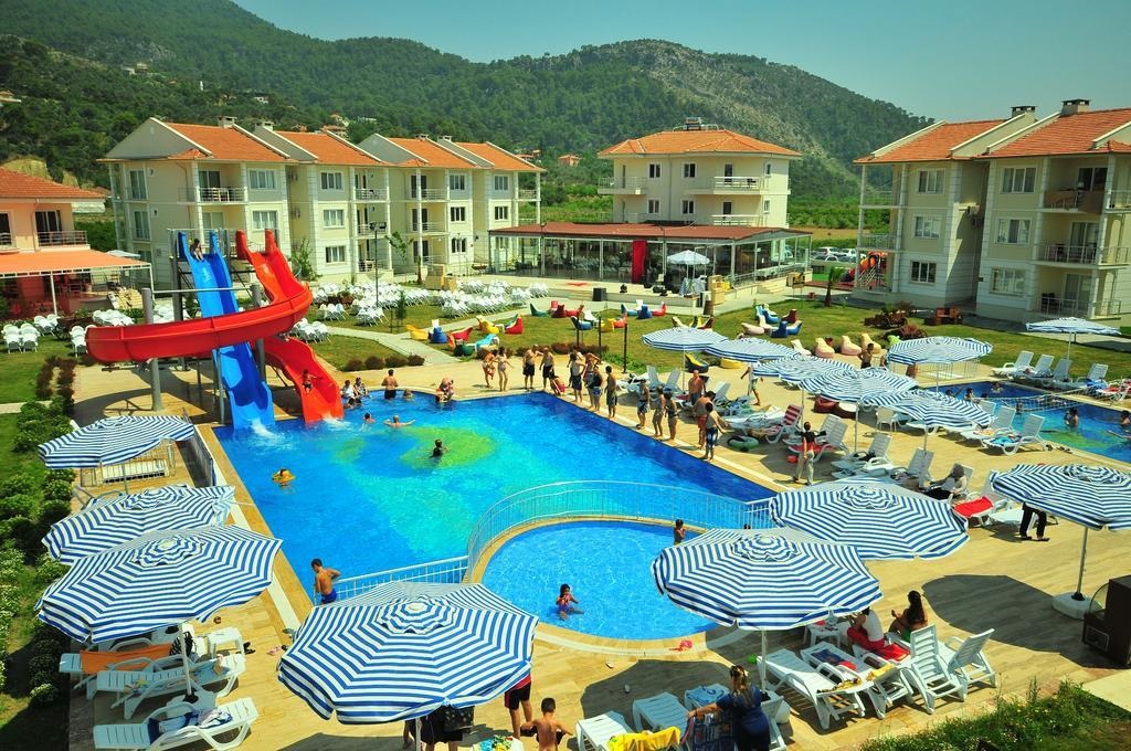 Büyük Havuzlu Sitede Satılık 2+1 Daire Ref.Kodu:7235