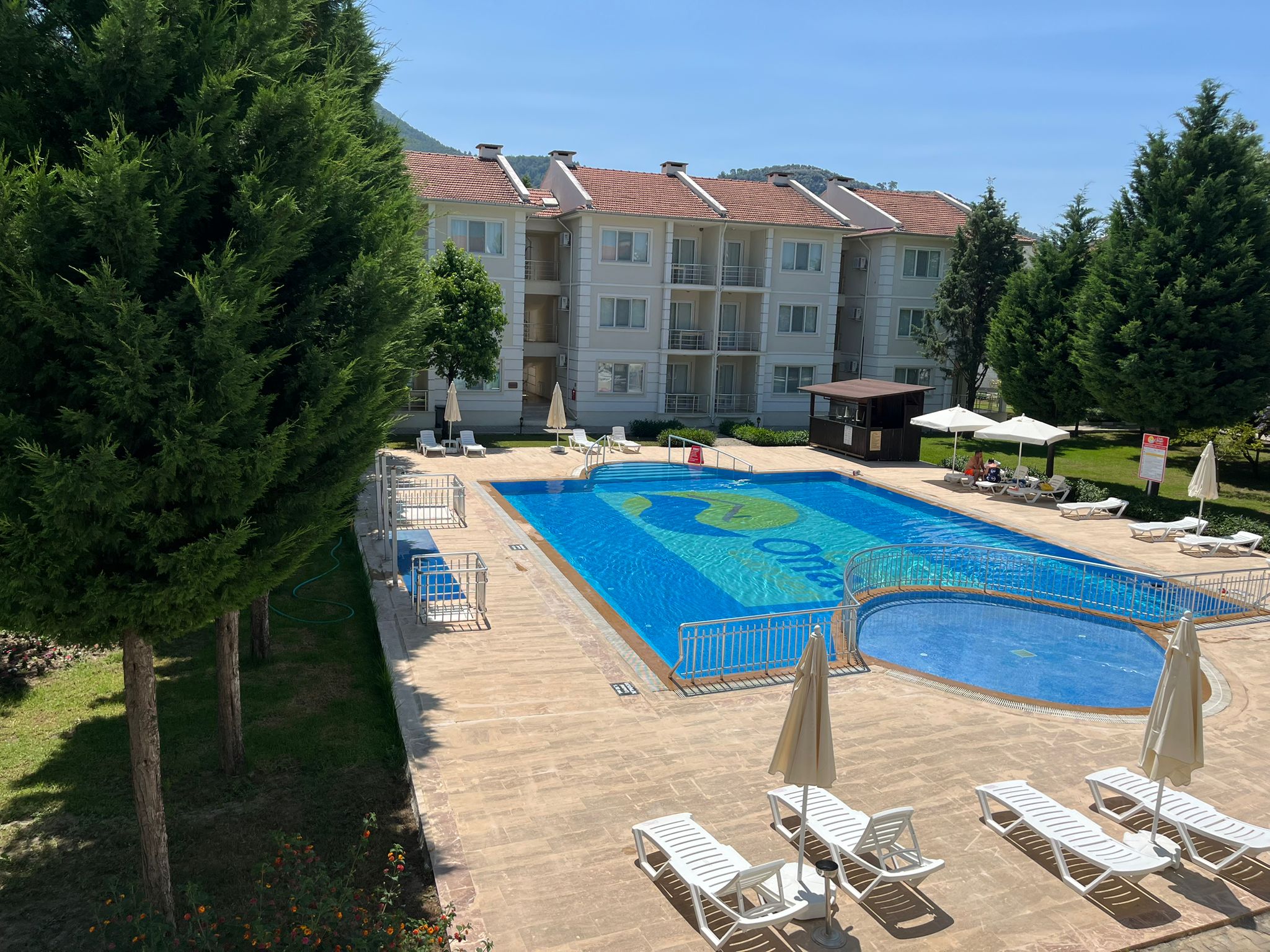 Büyük Havuzlu Sitede Satılık 2+1 Daire Ref.Kodu:7235