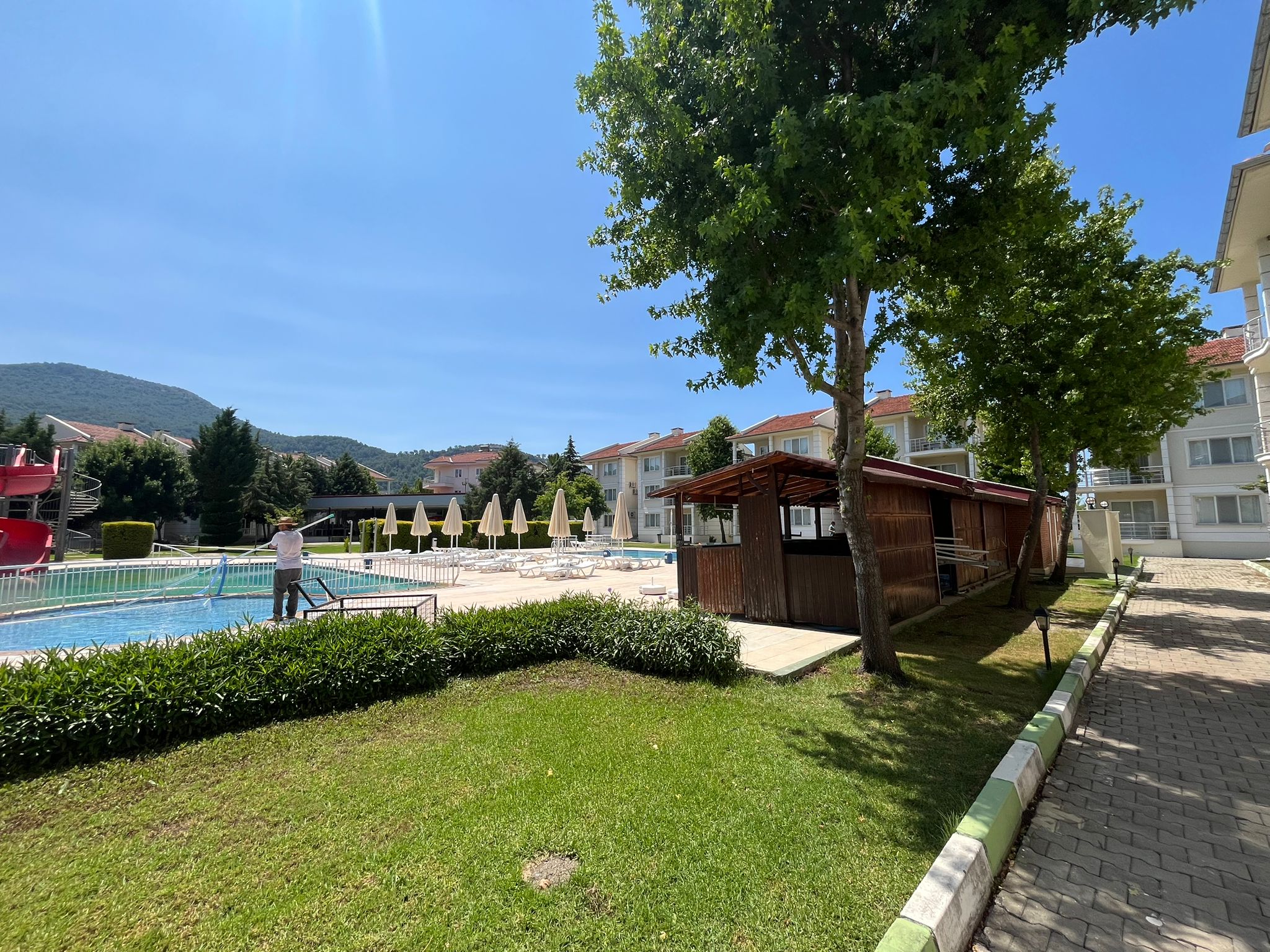 Büyük Havuzlu Sitede Satılık 2+1 Daire Ref.Kodu:7235