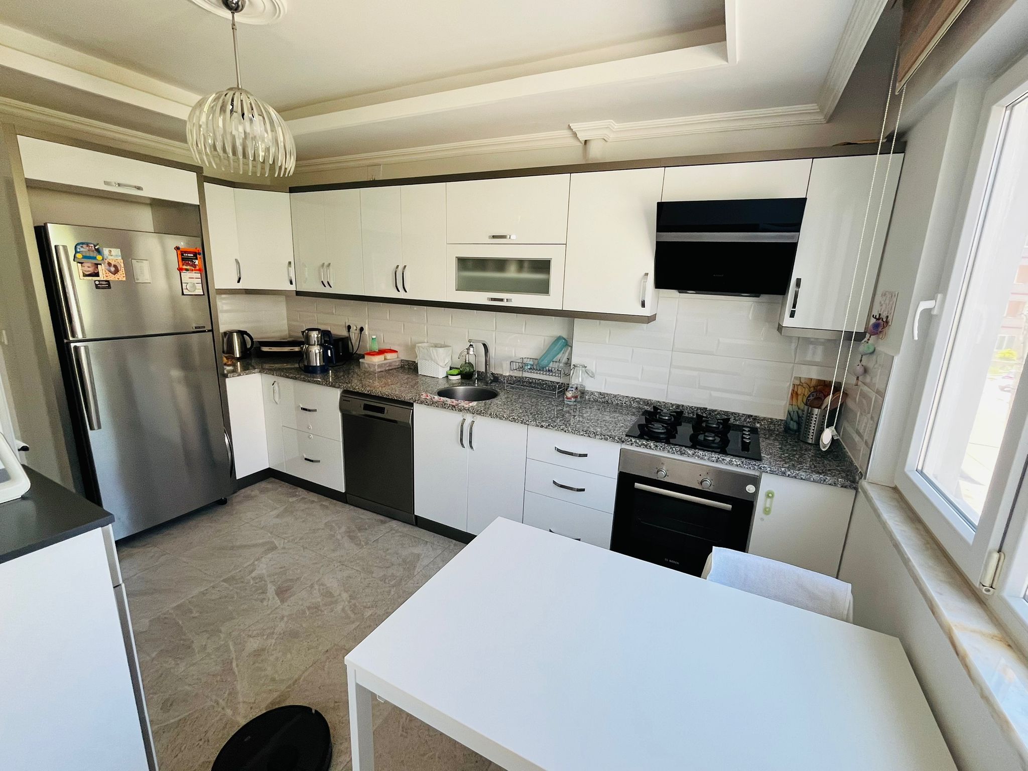 Merkez'de Kiralık 3+1 Kapalı Mutfak Daire Ref.Kodu:7244