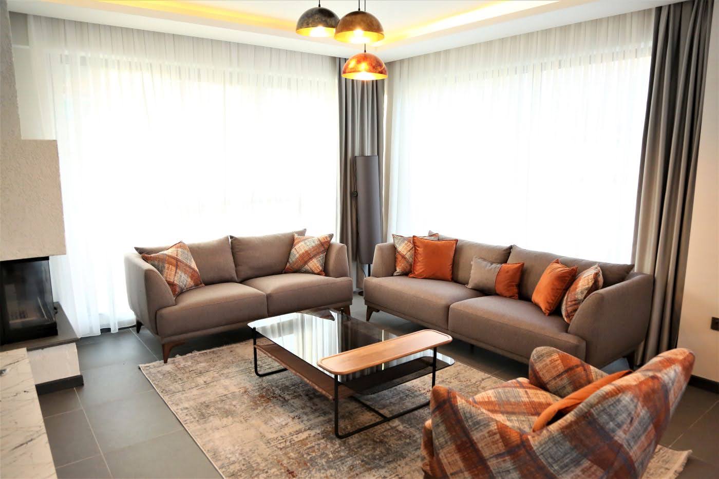 Büyük Havuzlu Sitede Satılık 2+1 Daire Ref.Kodu:7235