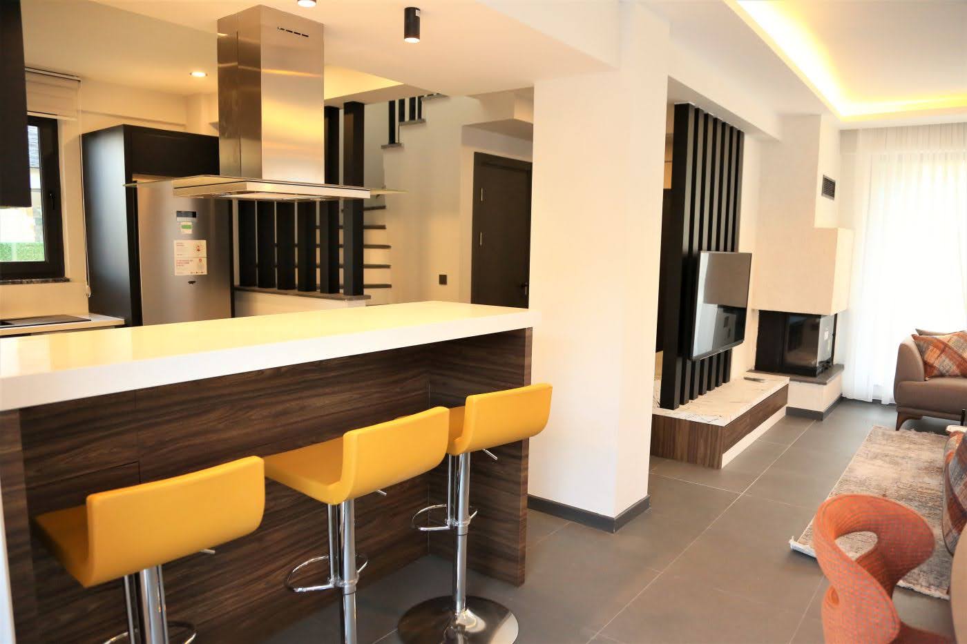 Büyük Havuzlu Sitede Satılık 2+1 Daire Ref.Kodu:7235