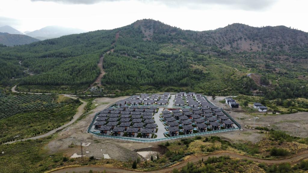 Büyük Havuzlu Sitede Satılık 2+1 Daire Ref.Kodu:7235