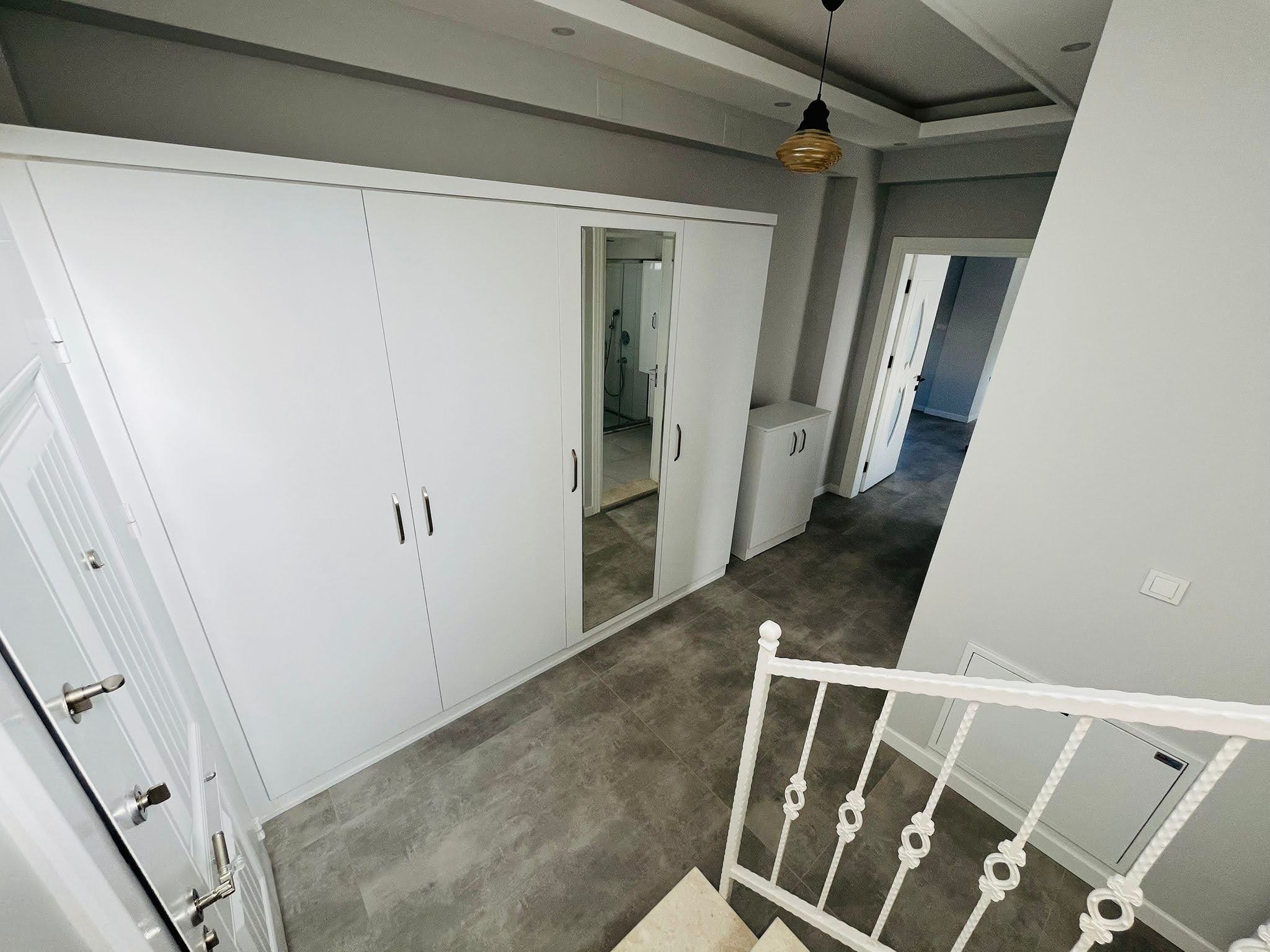 400 m² Arsa İçinde 3+1 Müstakil Villa – Havuzlu, Yeni Yapı, Anahtar Teslim
