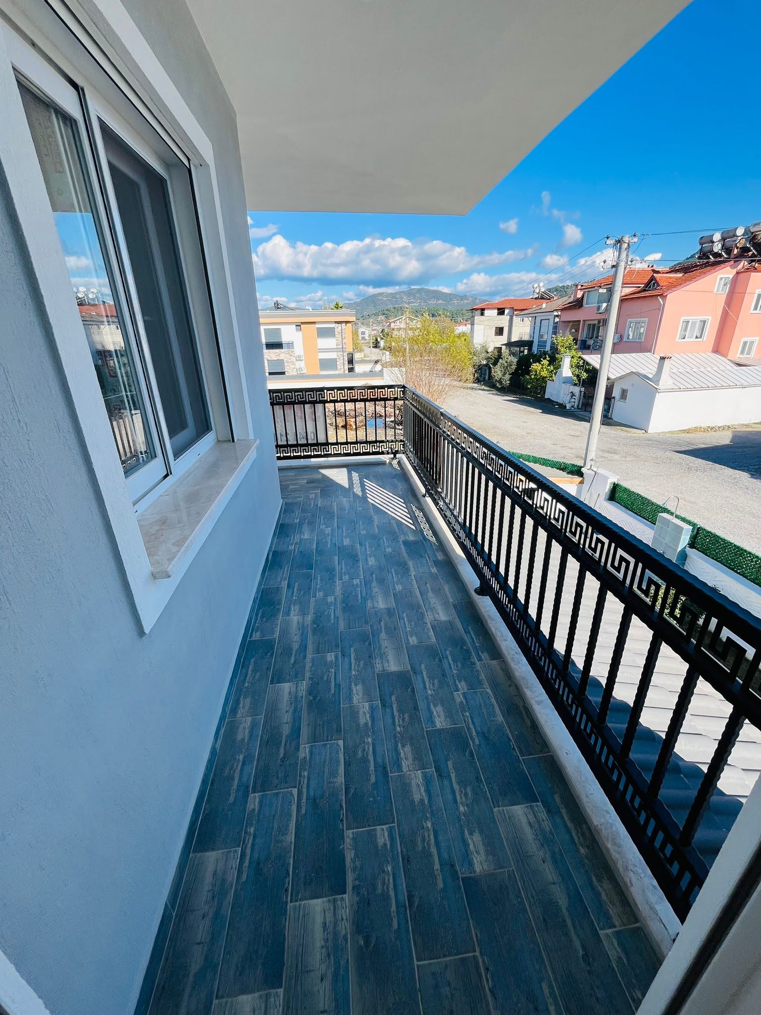 400 m² Arsa İçinde 3+1 Müstakil Villa – Havuzlu, Yeni Yapı, Anahtar Teslim