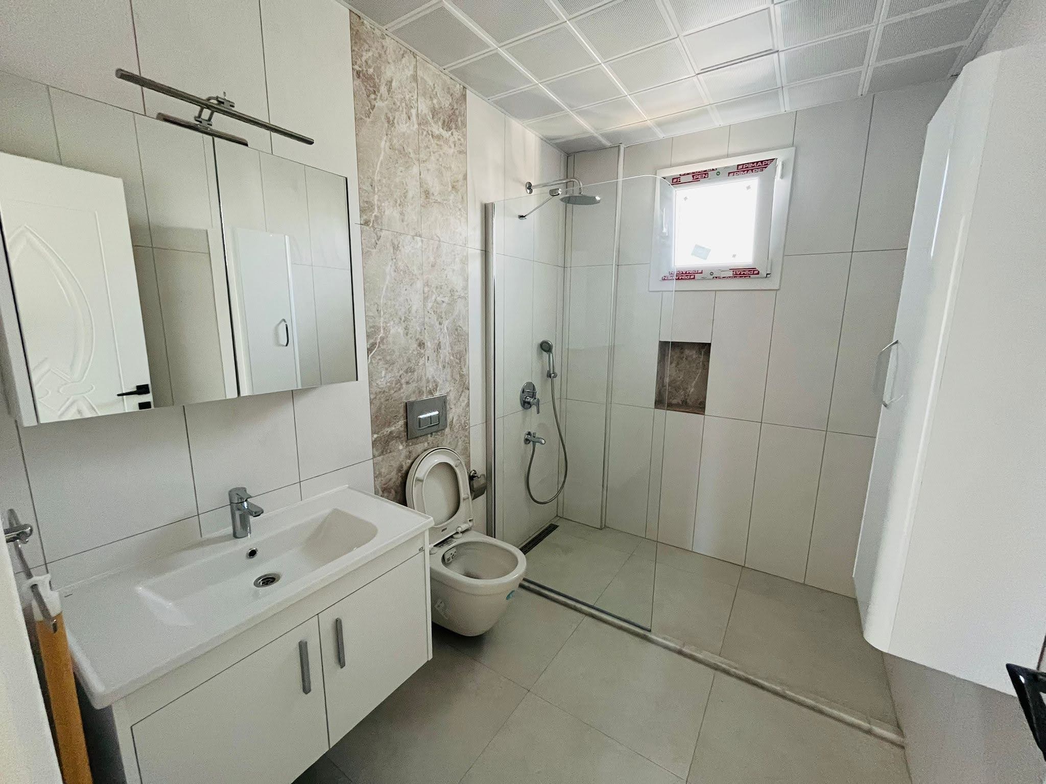 400 m² Arsa İçinde 3+1 Müstakil Villa – Havuzlu, Yeni Yapı, Anahtar Teslim