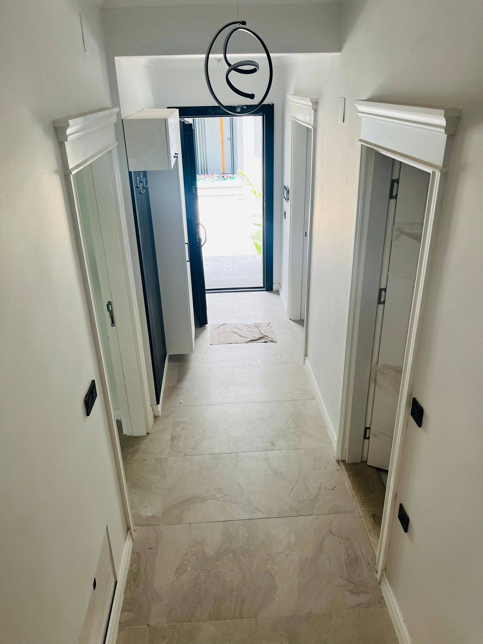 dalaman karaçalıda 3+1havuzlu triplex satılık villa
