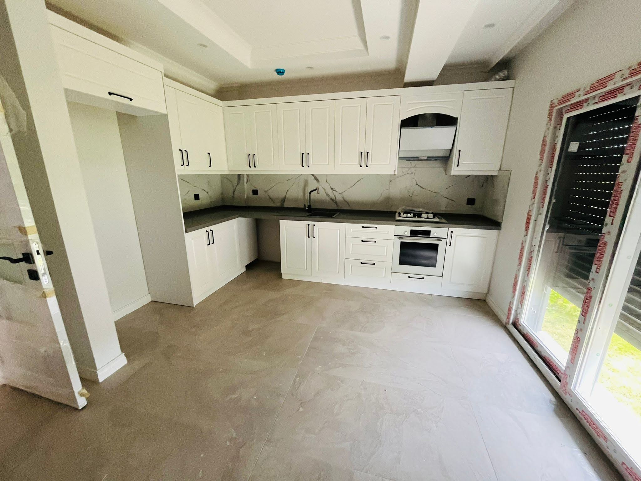 dalaman karaçalıda 3+1havuzlu triplex satılık villa