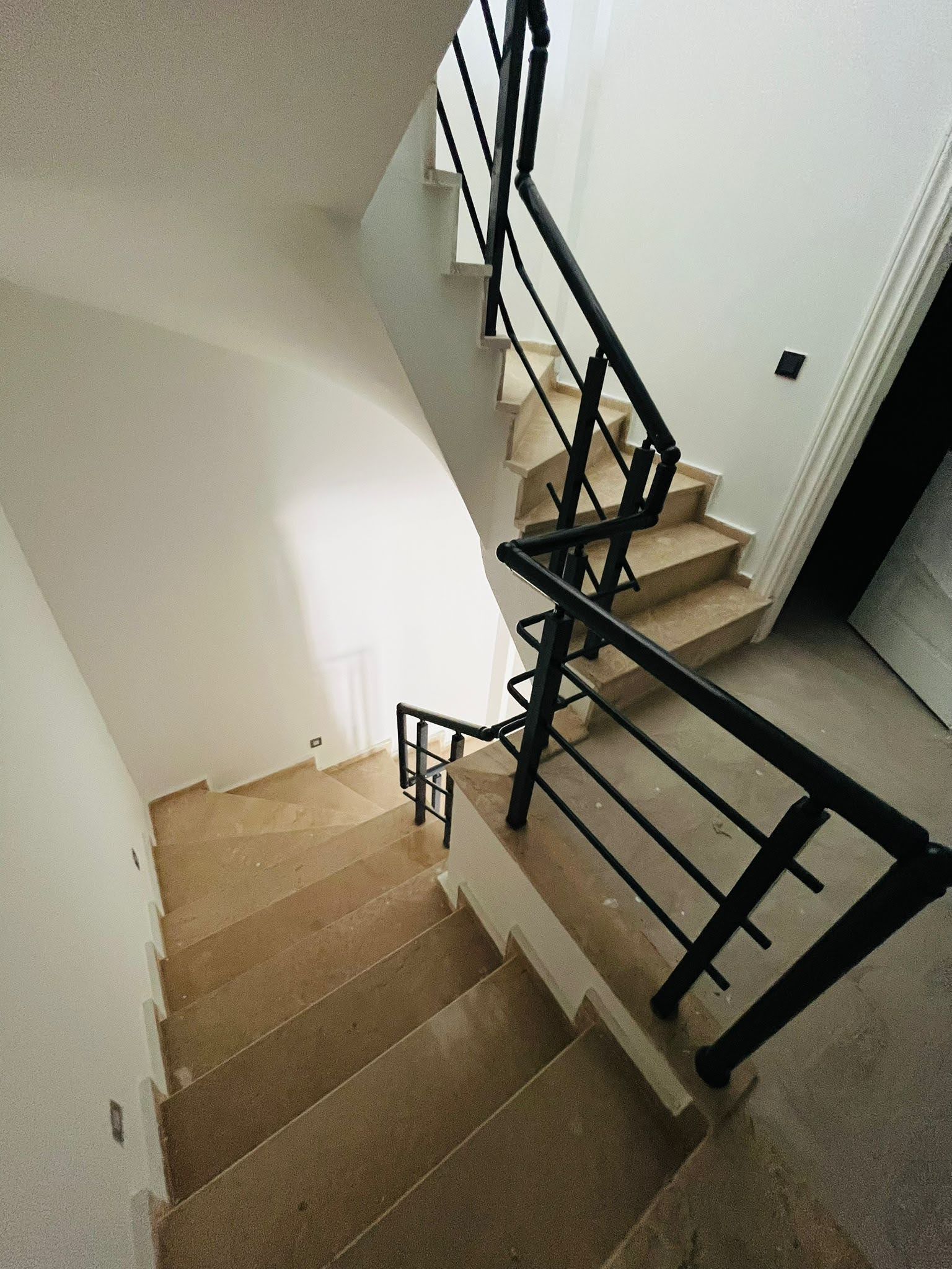 dalaman karaçalıda 3+1havuzlu triplex satılık villa