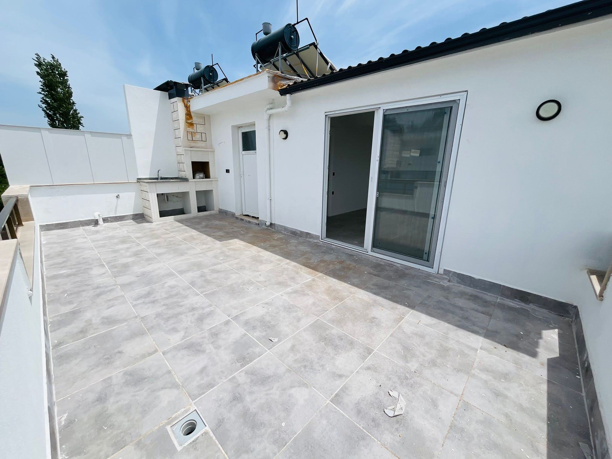 dalaman karaçalıda 3+1havuzlu triplex satılık villa