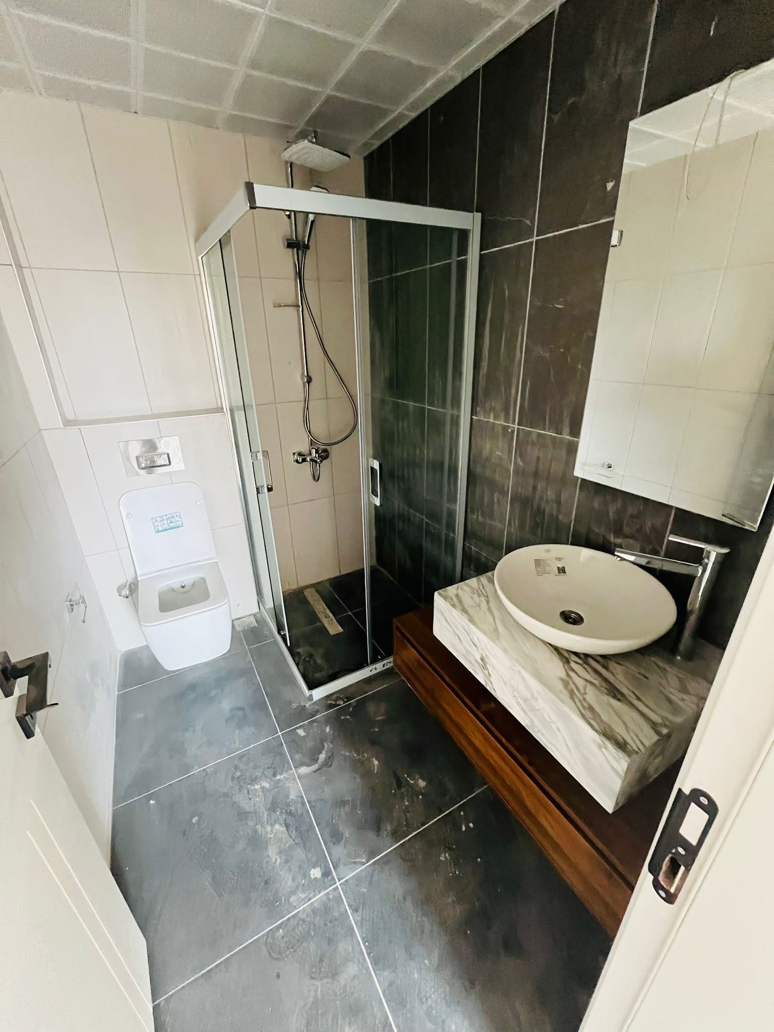 Karaçalı’da Prestijli Sitede Kiralık Villa – 3+1, Bahçeli, Ortak Havuzlu
