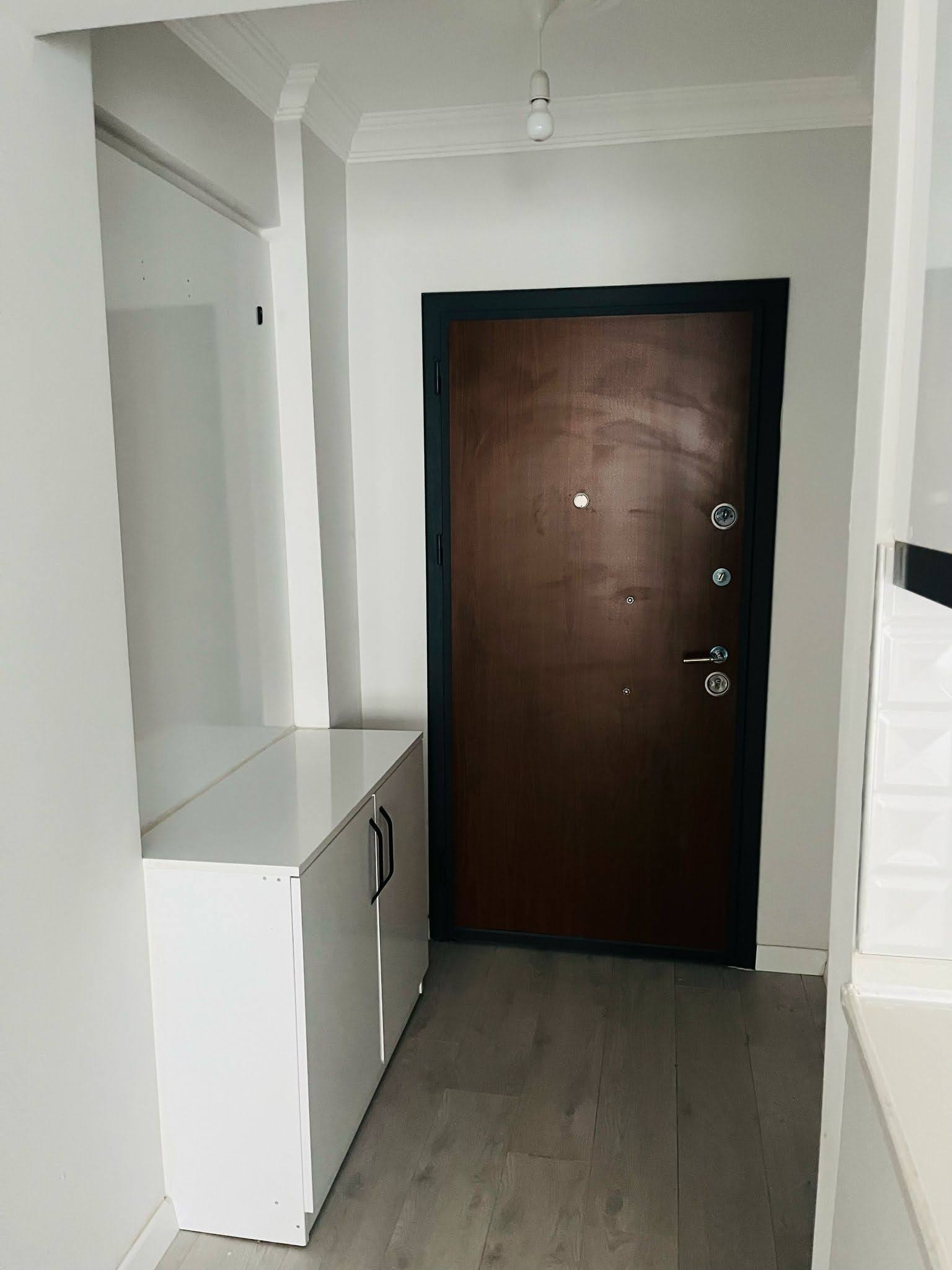 PTT Sokağı'nda 1+1 Kiralık Daire – Yeni Bina – 50 m²