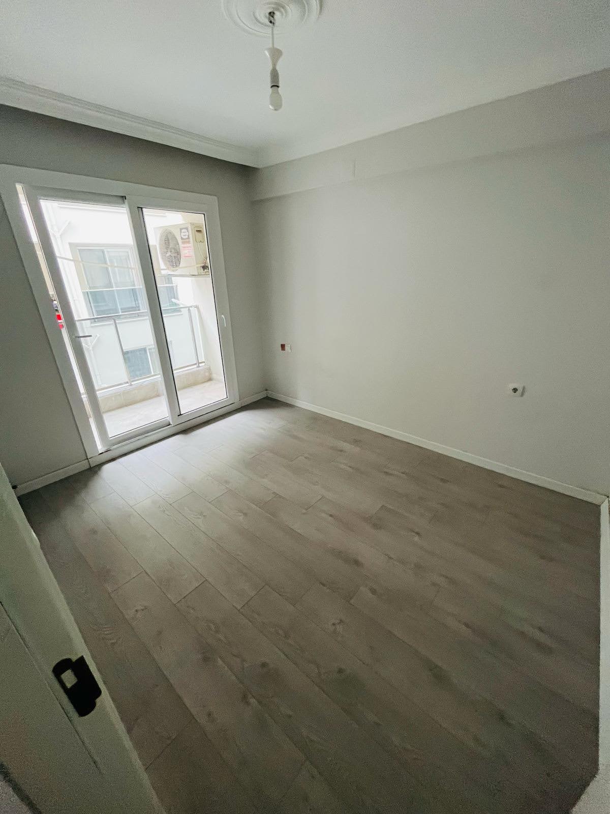 PTT Sokağı'nda 1+1 Kiralık Daire – Yeni Bina – 50 m²