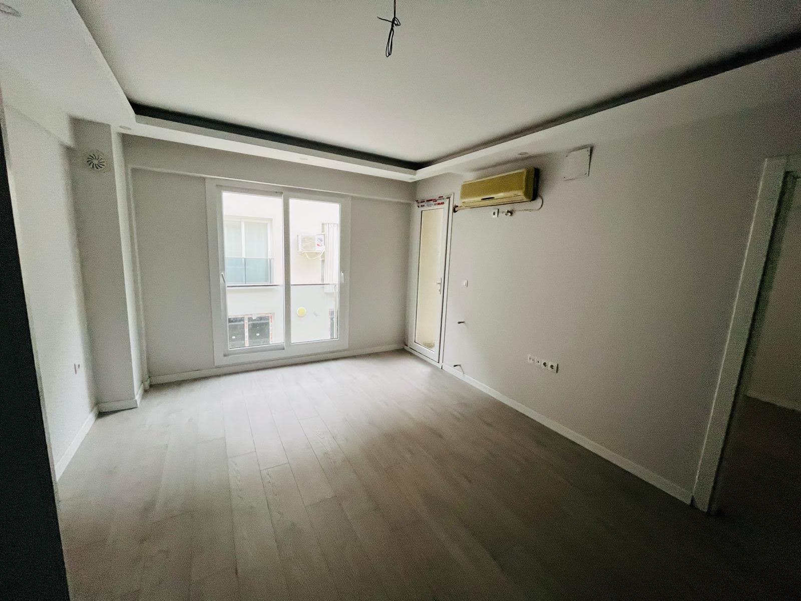 PTT Sokağı'nda 1+1 Kiralık Daire – Yeni Bina – 50 m²
