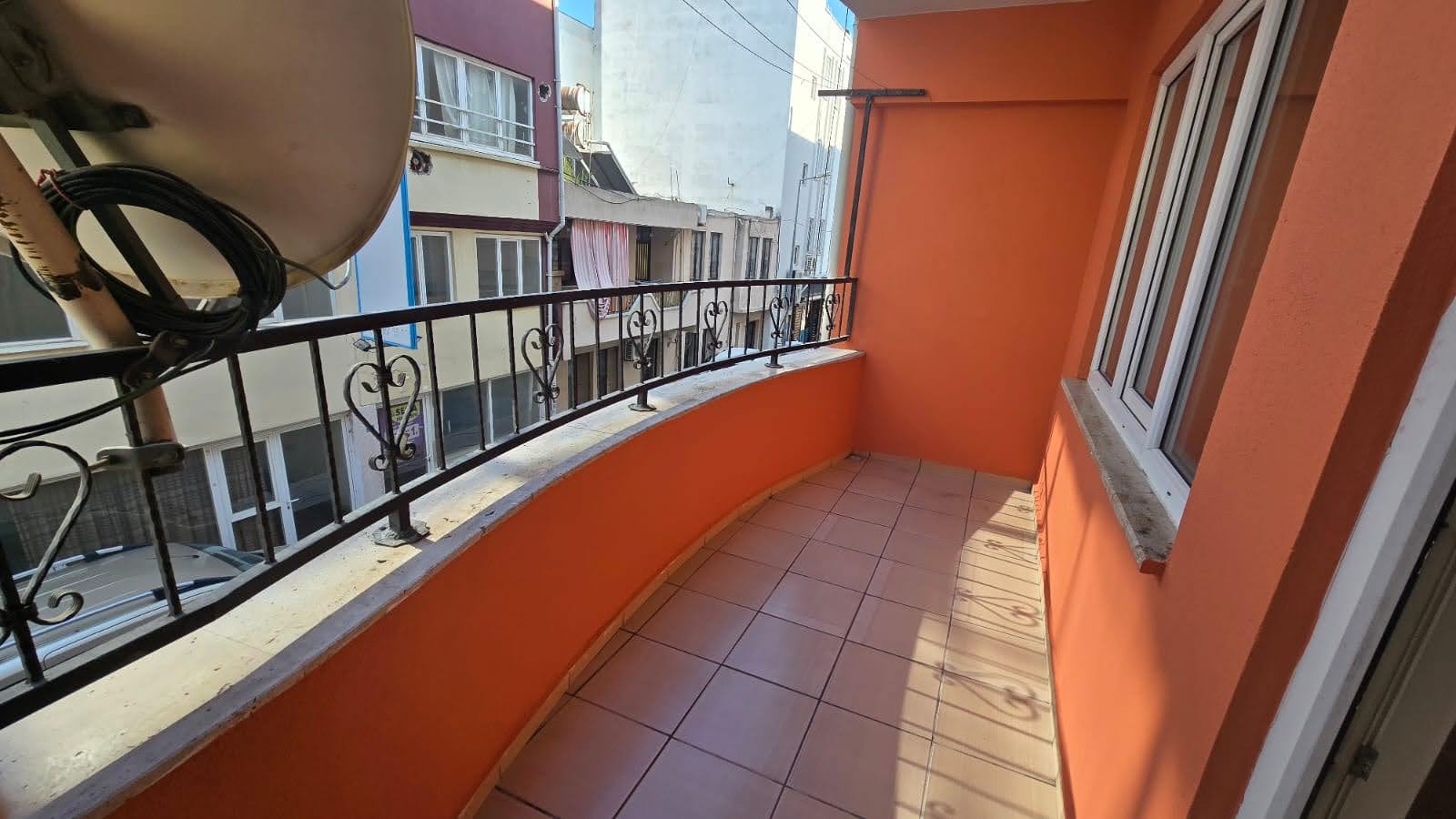 Dalaman Merkez – Balkonlu, 2+1 Kiralık Daire – 1. Kat