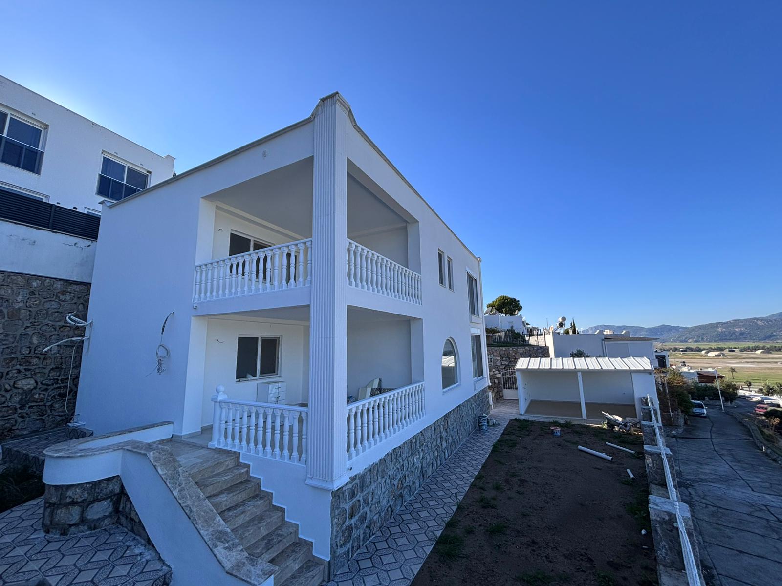 Doğa İle İçİçe 200m2 Satılık Bahçe Elektrik ve Suyu Hazır